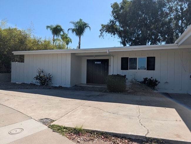 Photo - 5209 Hewlett Dr