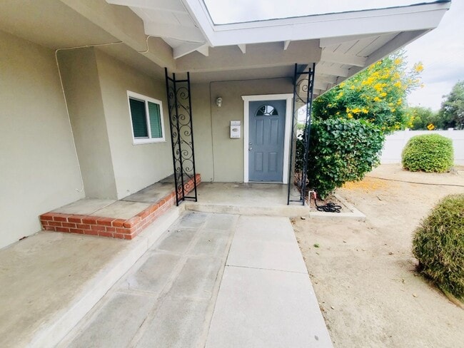 Photo - 24399 University Ave Unit 97