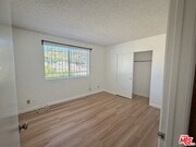 Photo - 207 E Ave 39