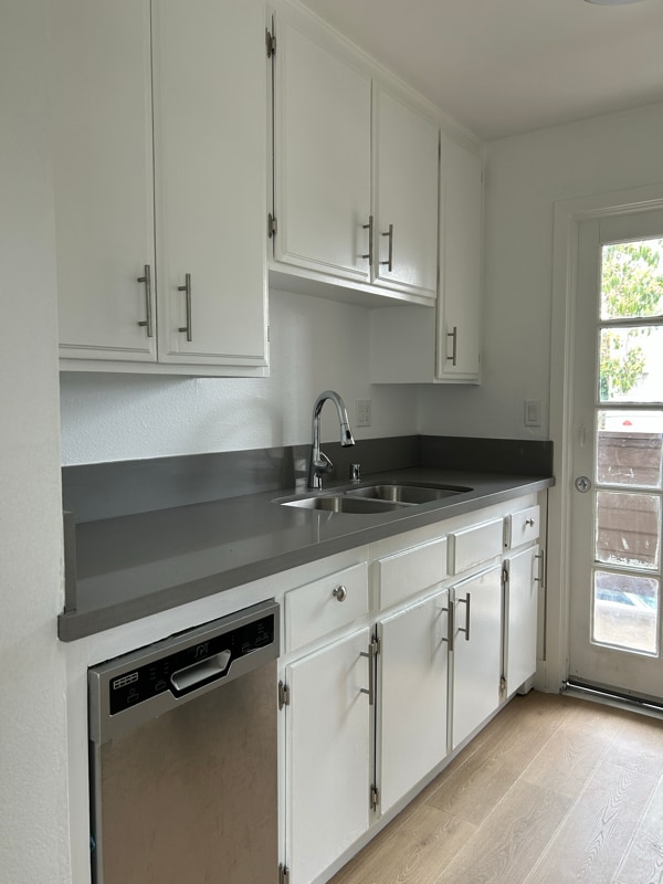 Photo - 924 Gaviota Ave Unit 301