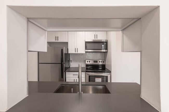 Photo - 1450 Midvale