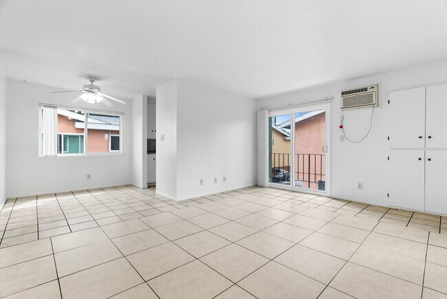 Photo - 10023 Sepulveda Blvd