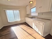 Photo - 9506 Park St