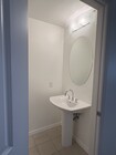 Guest Bath - 4050 Glencoe Ave Condo Unit 423