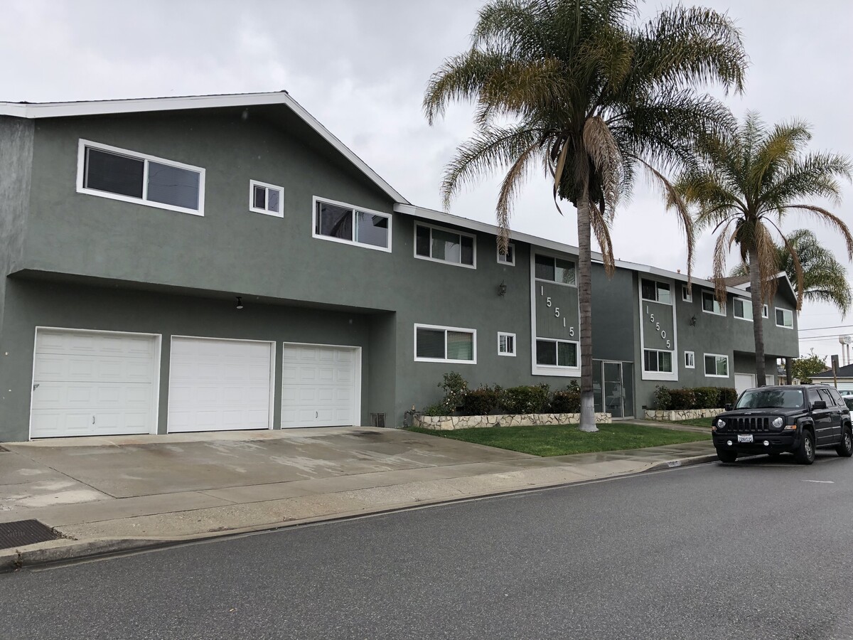 Photo - 15515 S Budlong Pl Unit #15