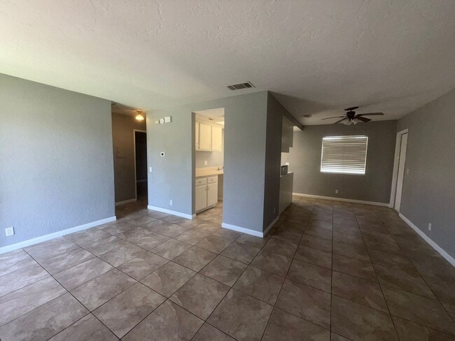 Photo - 13340 Navajo Rd Unit 3