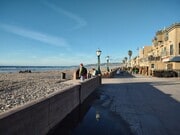 Mission Beach and Miles longboard walk block away - 830 Island Ct Apartments