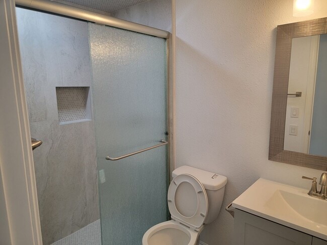 Photo - Avenida Aragon Unit B
