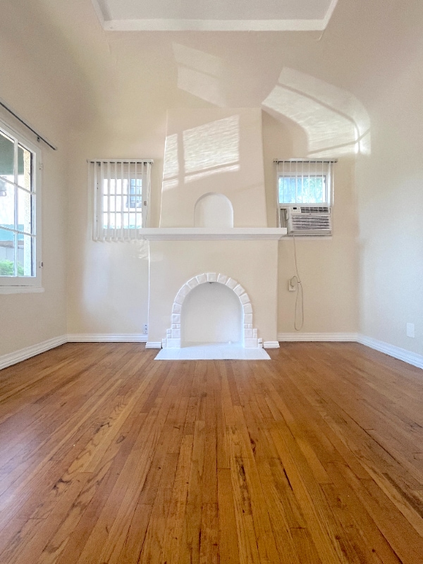 Photo - 113 E G St Unit 113