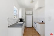 Photo - 1603 1/2 N Harvard Blvd