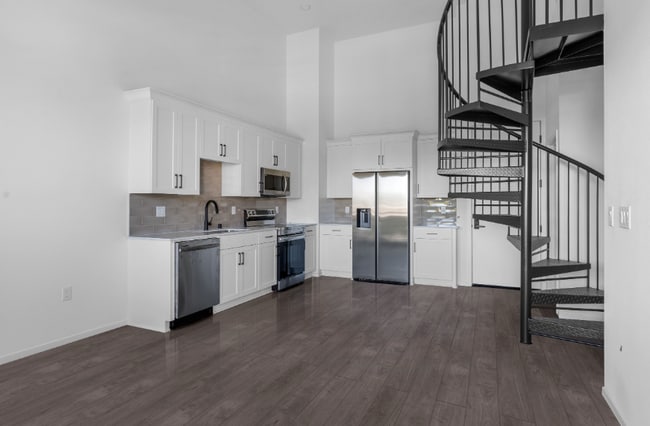 Photo - 801 Pearl St Condo Unit 104