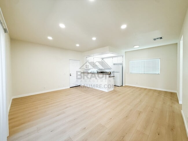 Photo - 11459 Collins St Unit 201
