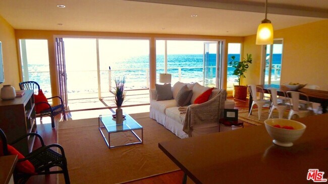 Photo - 25164 Malibu Rd Unit FrontHouse