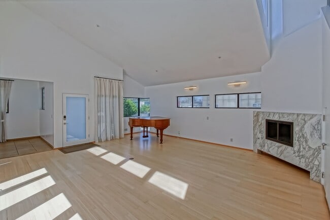 Photo - MODERN & BRIGHT. TOP-FLOOR, 4BR3BA HOUSE-LIKE APARTMENT W/ OPEN FLOOR PLAN, 3 DECKS FOR INDOOR/OU...