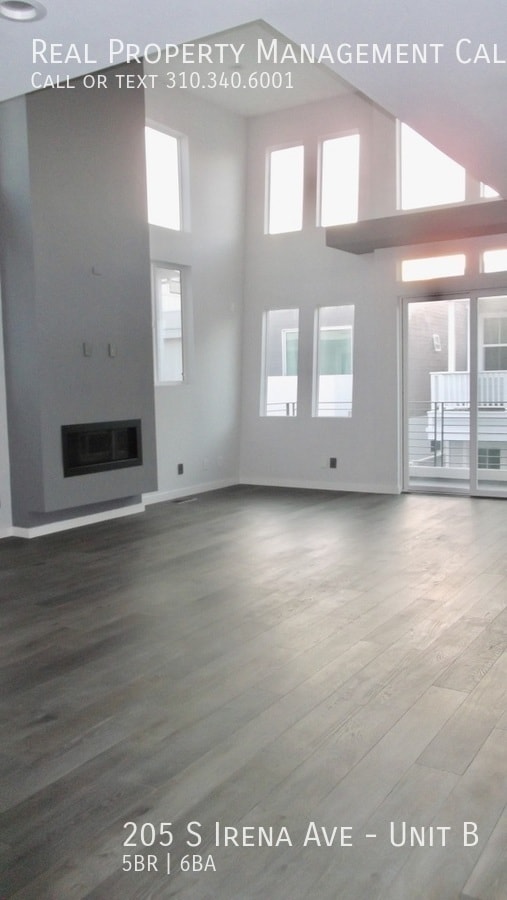 Photo - 205 S Irena Ave