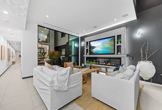 Photo - 838 California Ave