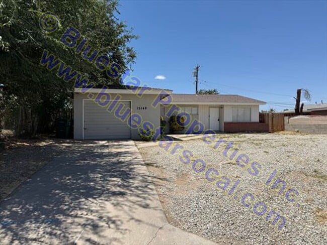 Building Photo - New Listing in Victorville!!!