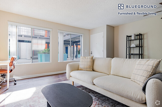 Building Photo - 611 N Howard St Rental