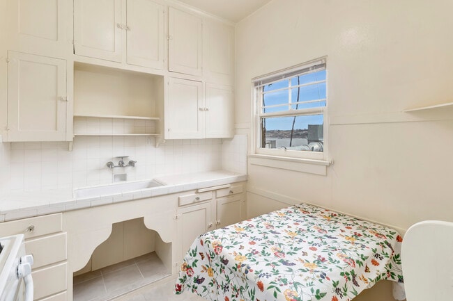 Photo - 1261 Prospect St