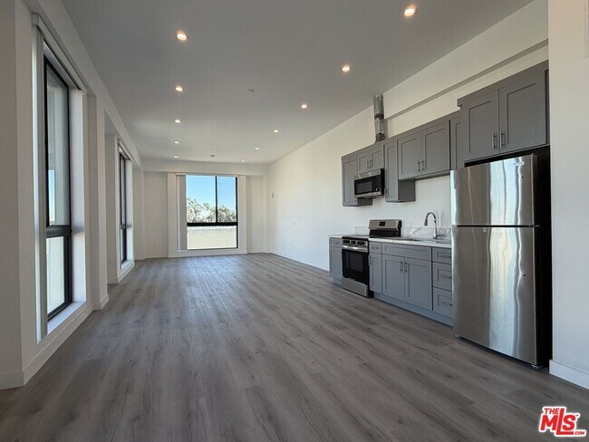 Photo - 1870 1st St Unit 301
