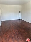 Photo - 15943 Victory Blvd