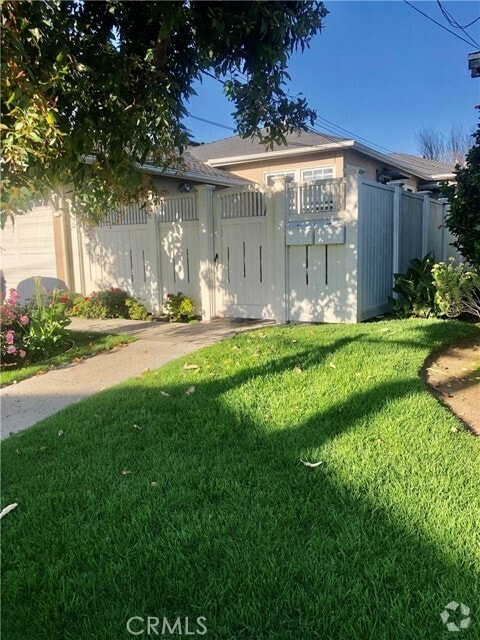 Building Photo - 1302 Bonnie Brae St Rental