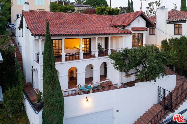 Building Photo - 6239 Holly Mont Dr