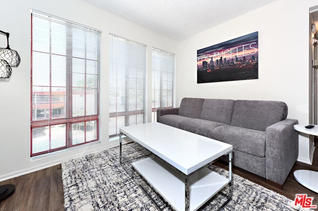 Photo - 3600 Bagley Ave Unit #211