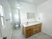 Photo - BELLA APARTMENTS: Beautiful Studio - 1 Bath Unit 5