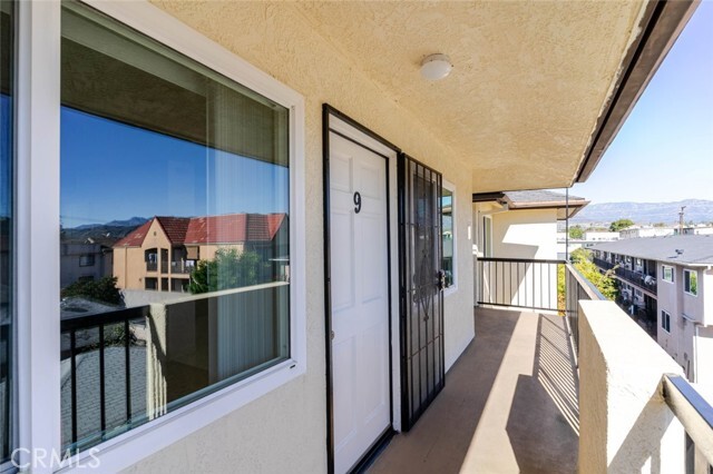 Photo - 909 E Chevy Chase Dr Unit 9