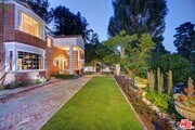 Photo - 725 N Faring Rd House