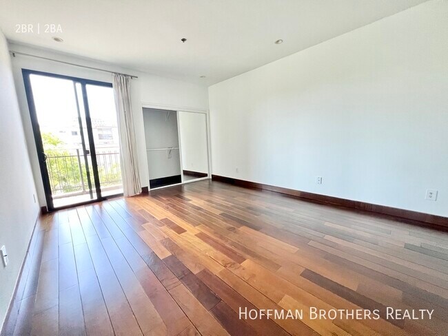 Photo - 8813 Burton Way Unit 308