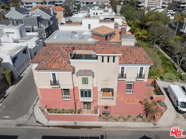 Photo - 4818 Roma Ct