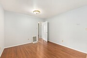 Photo - 2 bedroom 1 Bath House 1 Block From The Be...