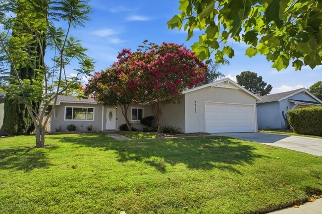 Building Photo - 7737 Minstrel Ave