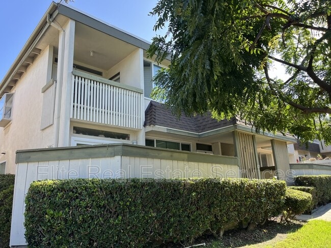 Photo - 3842 Basilone St