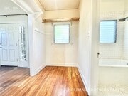 Photo - 806 Lucile Ave