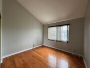 Photo - Beautiful 3bd 2.5 bath townhome