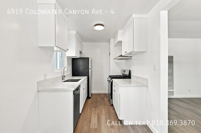 Photo - 4919 Coldwater Canyon Ave Unit 4