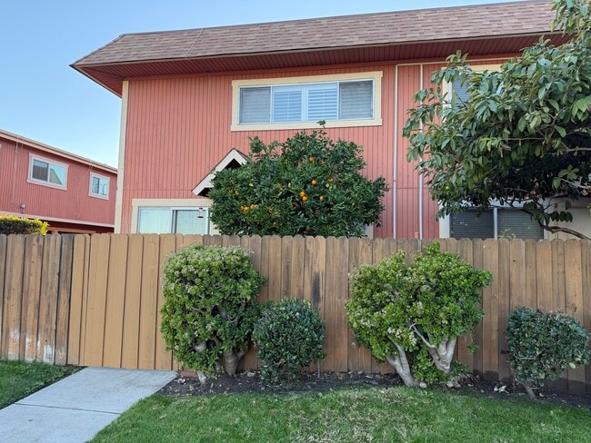 Building Photo - 14265 Terra Bella St