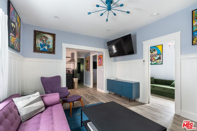 Photo - 218 N Ave 61