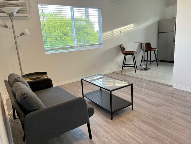 Photo - 1357 W 23rd St Unit #2