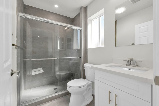 Photo - 1575 Manning Ave Unit 1577.5