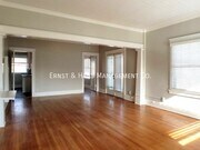 Photo - 971 2nd St