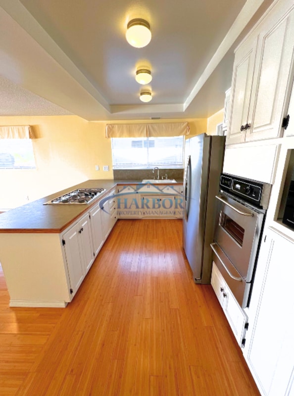 Photo - 1967 W 236th St