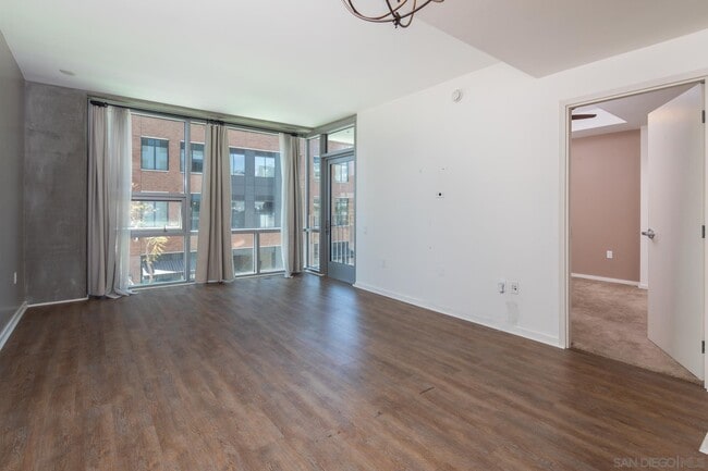 Photo - 321 Tenth Ave Unit 304