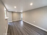 Photo - 1153 E 50th St