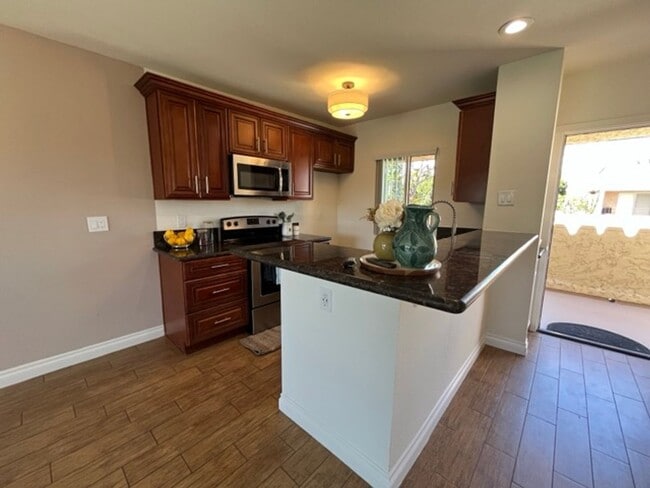 Building Photo - Beautiful 1 Bedroom Unit C-15