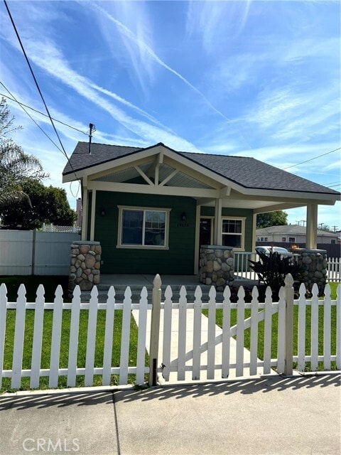 Building Photo - 24636 Cypress St