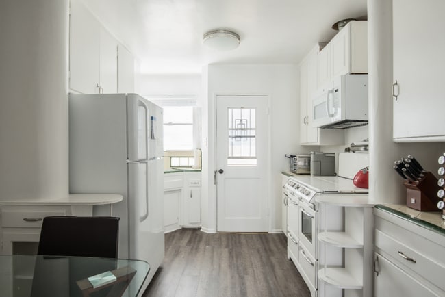 Photo - 2487 Corinth Ave Unit 2485